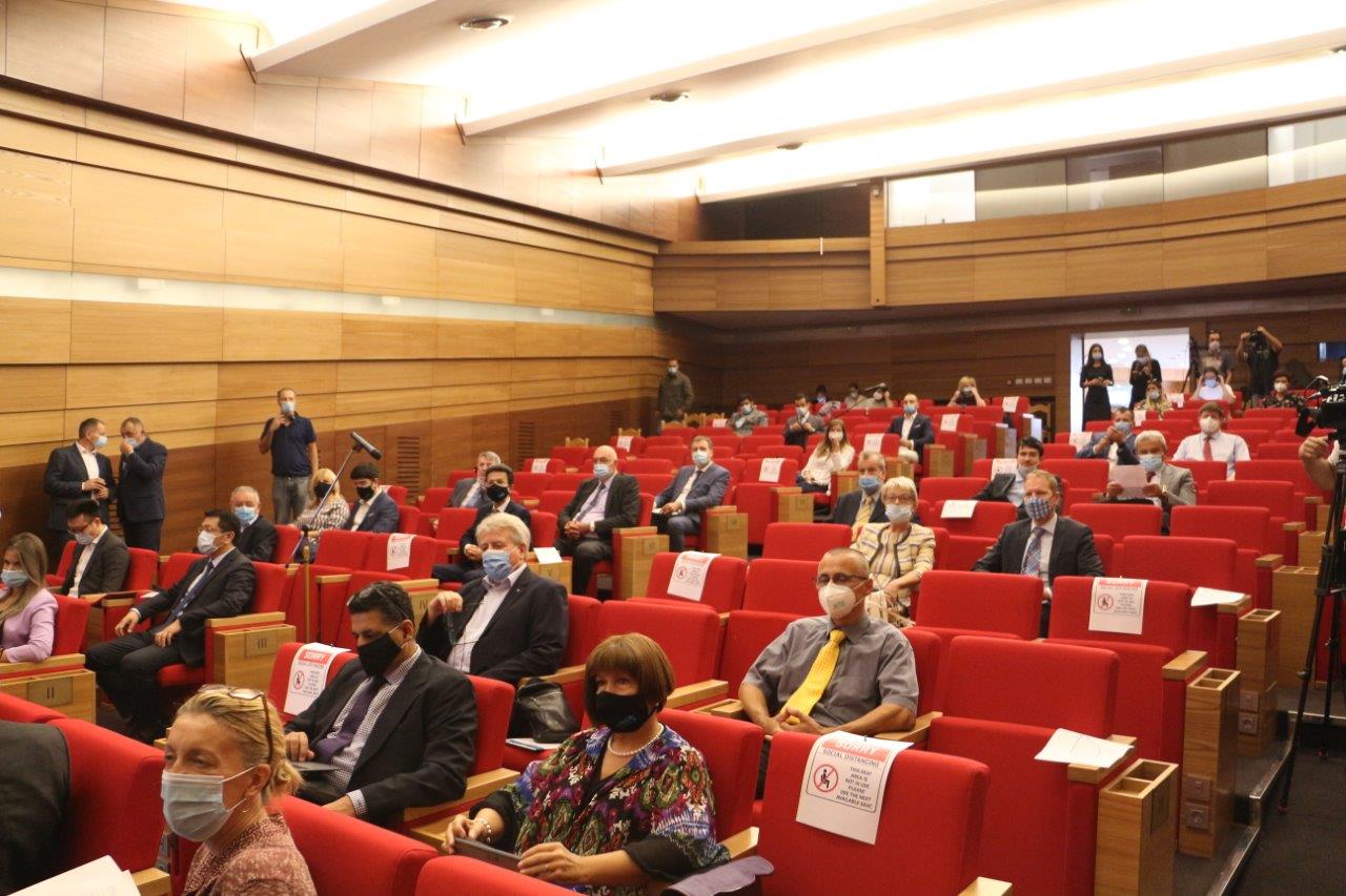 Conference Moment 5